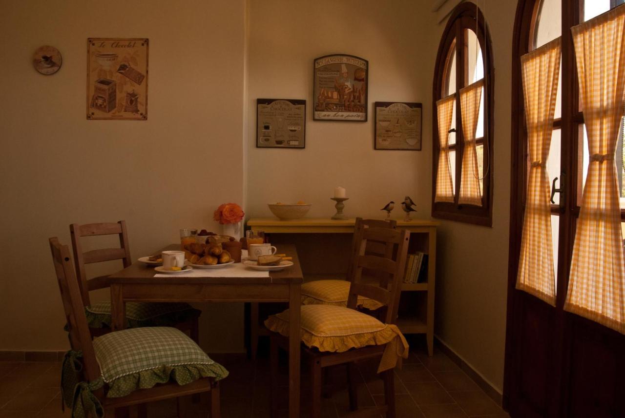 Aparthotel Amboula Tragaki